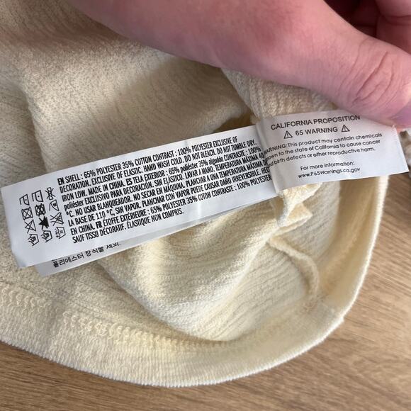 English Factory Womens Cream Puff Sleeve Rosette Blouse Size Small Coquette - Picture 4 of 6